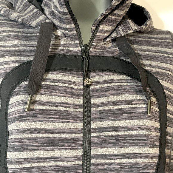 LULULEMON SCUBA HOODIE - Picture 3 of 7